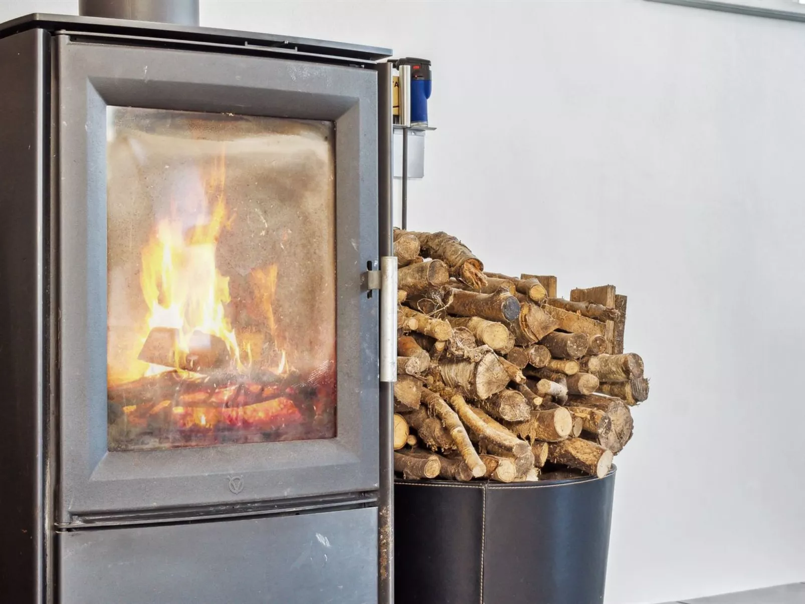 "Tameka" - 10m to the fjord-Dedans