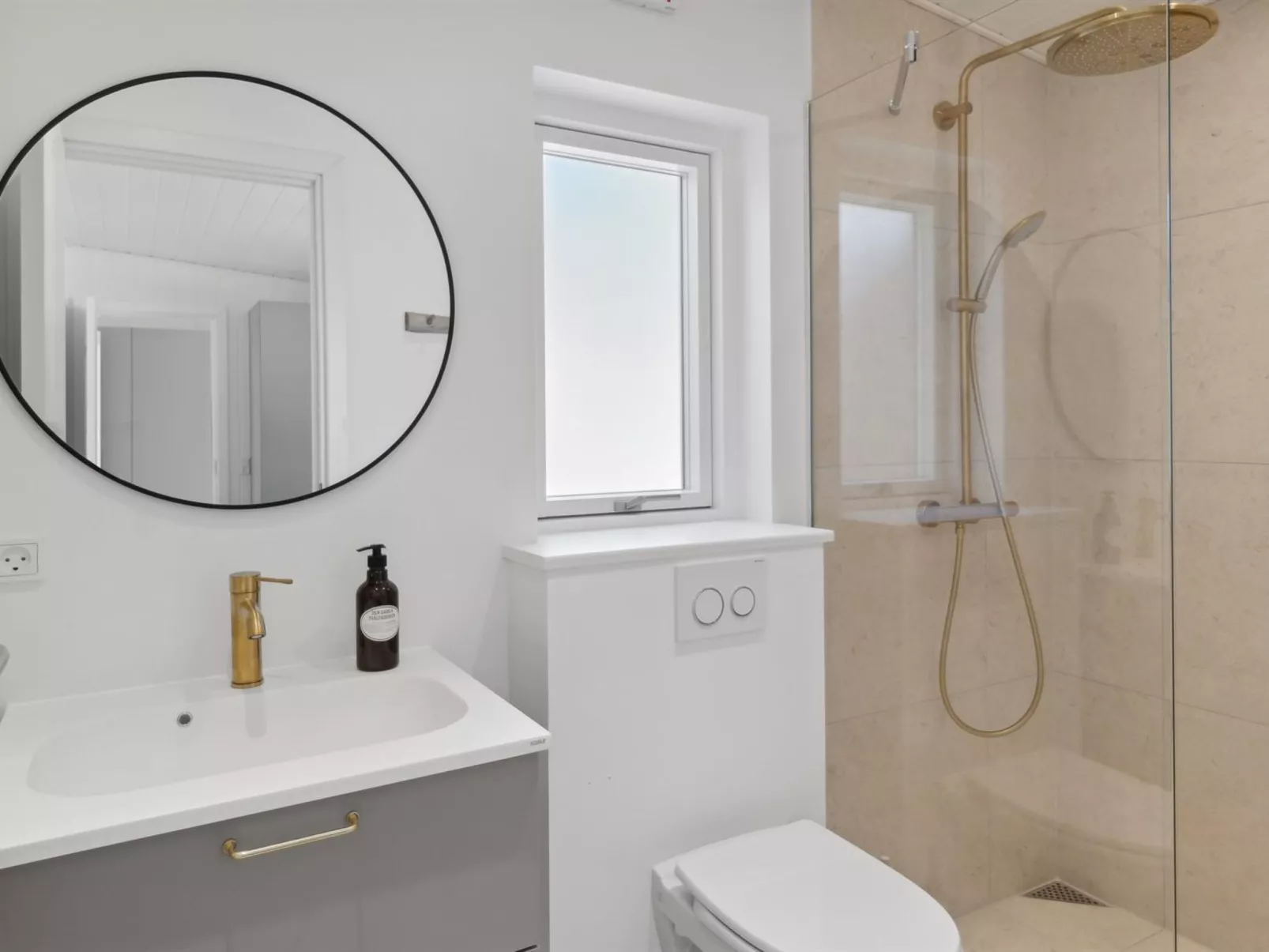 "Tinja" - 900m from the sea-Inside