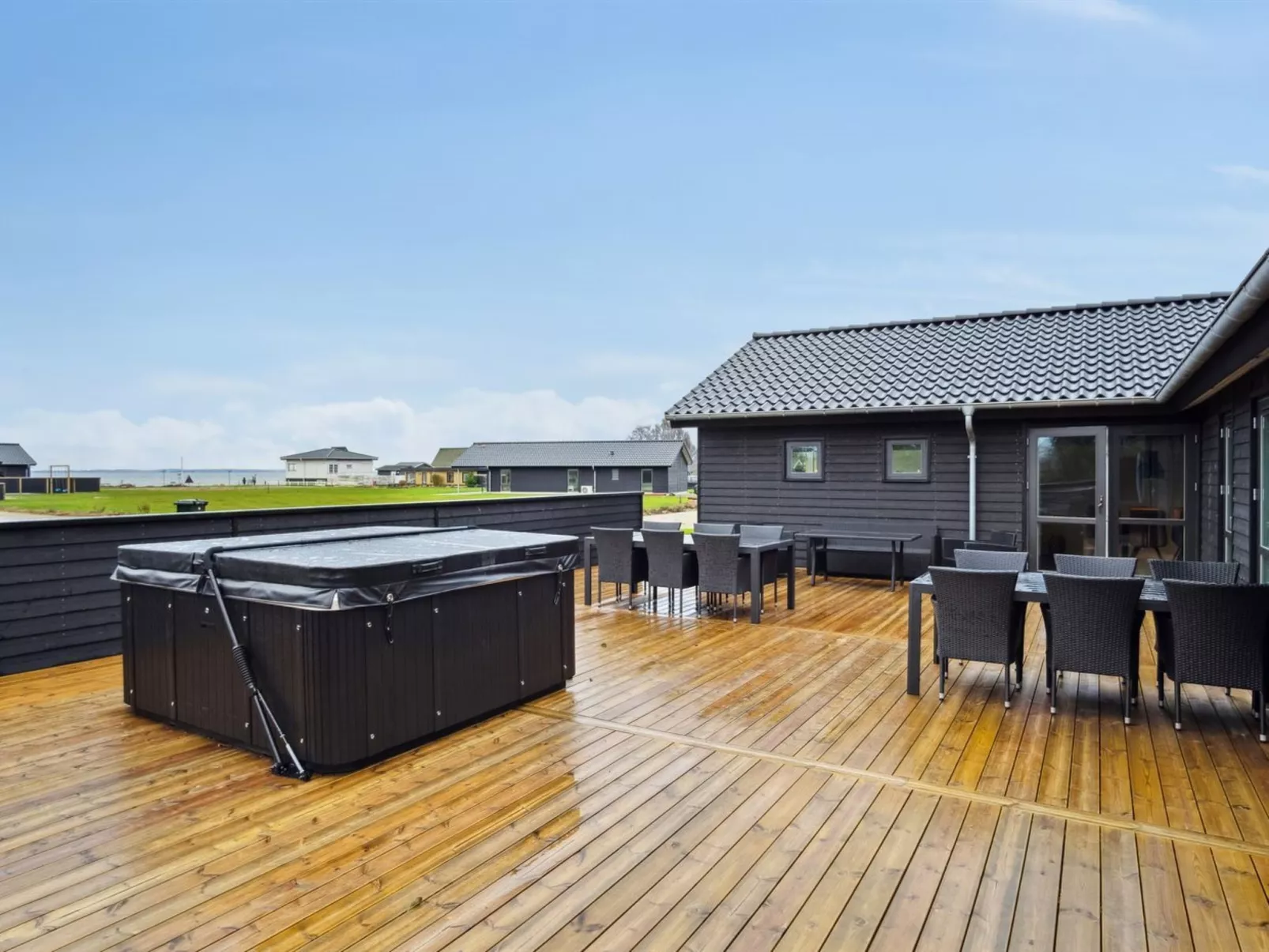 "Clare" - 100m from the sea-Draußen