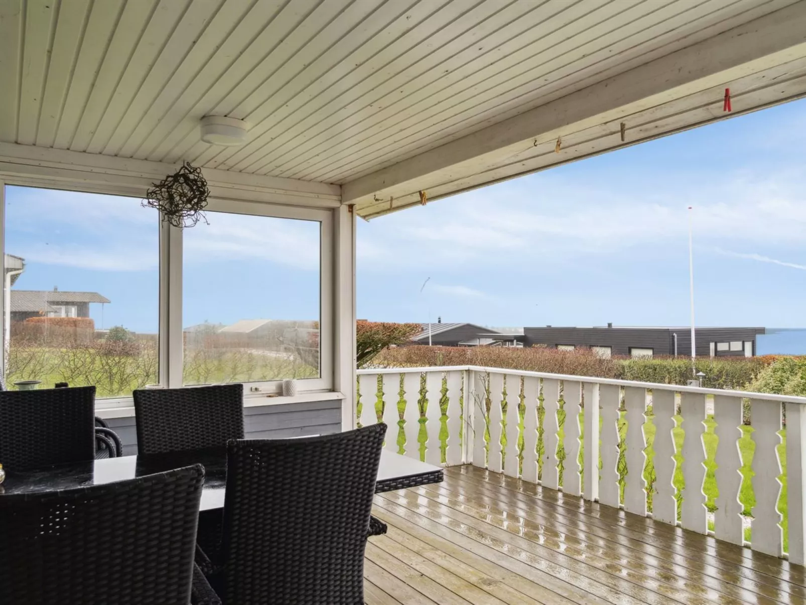 "Ormar" - 100m to the fjord-Draußen