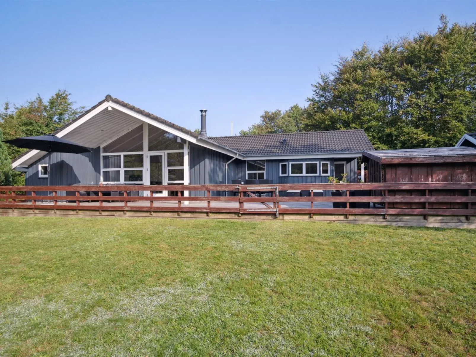 "Elif" - 30km from the sea-Draußen