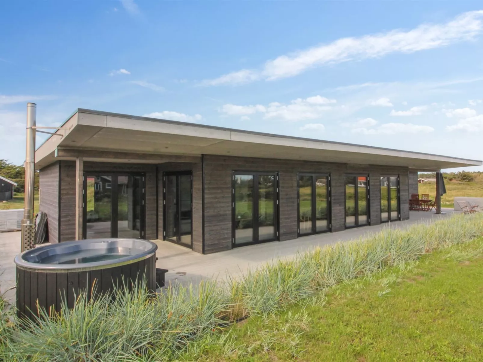 "Lima" - 200m from the sea-Draußen