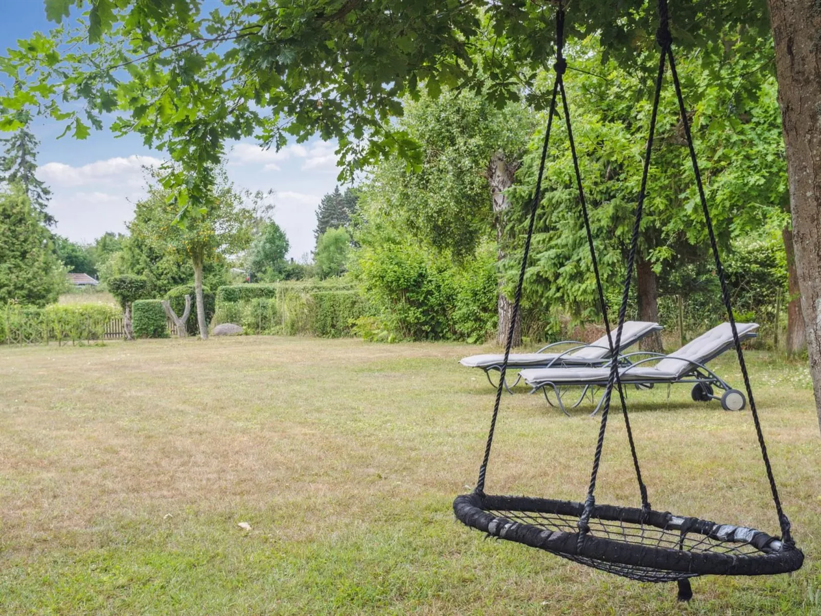 "Holmwith" - 200m from the sea-Outside