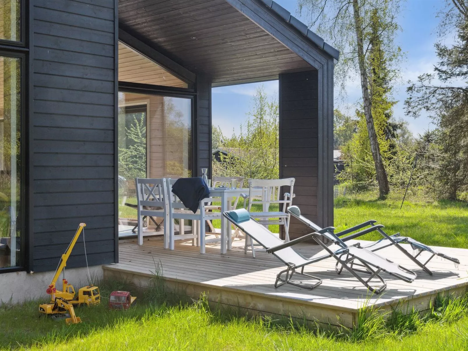 "Ivar" - 450m from the sea-Draußen