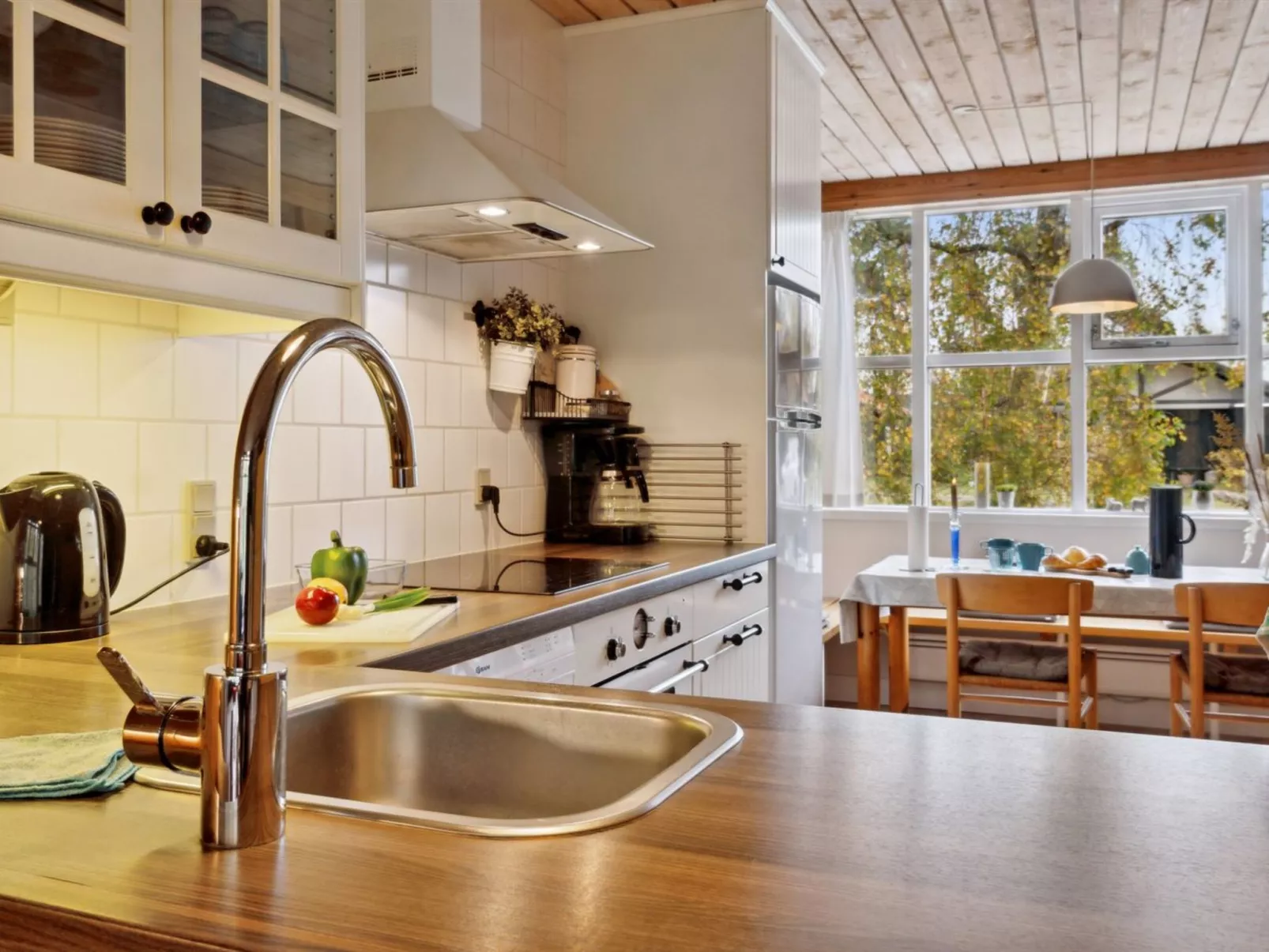 "Rubi" - 250m from the sea-Drinnen