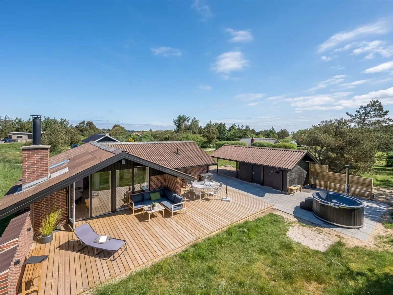 "Tilda" - 900m from the sea-Dehors