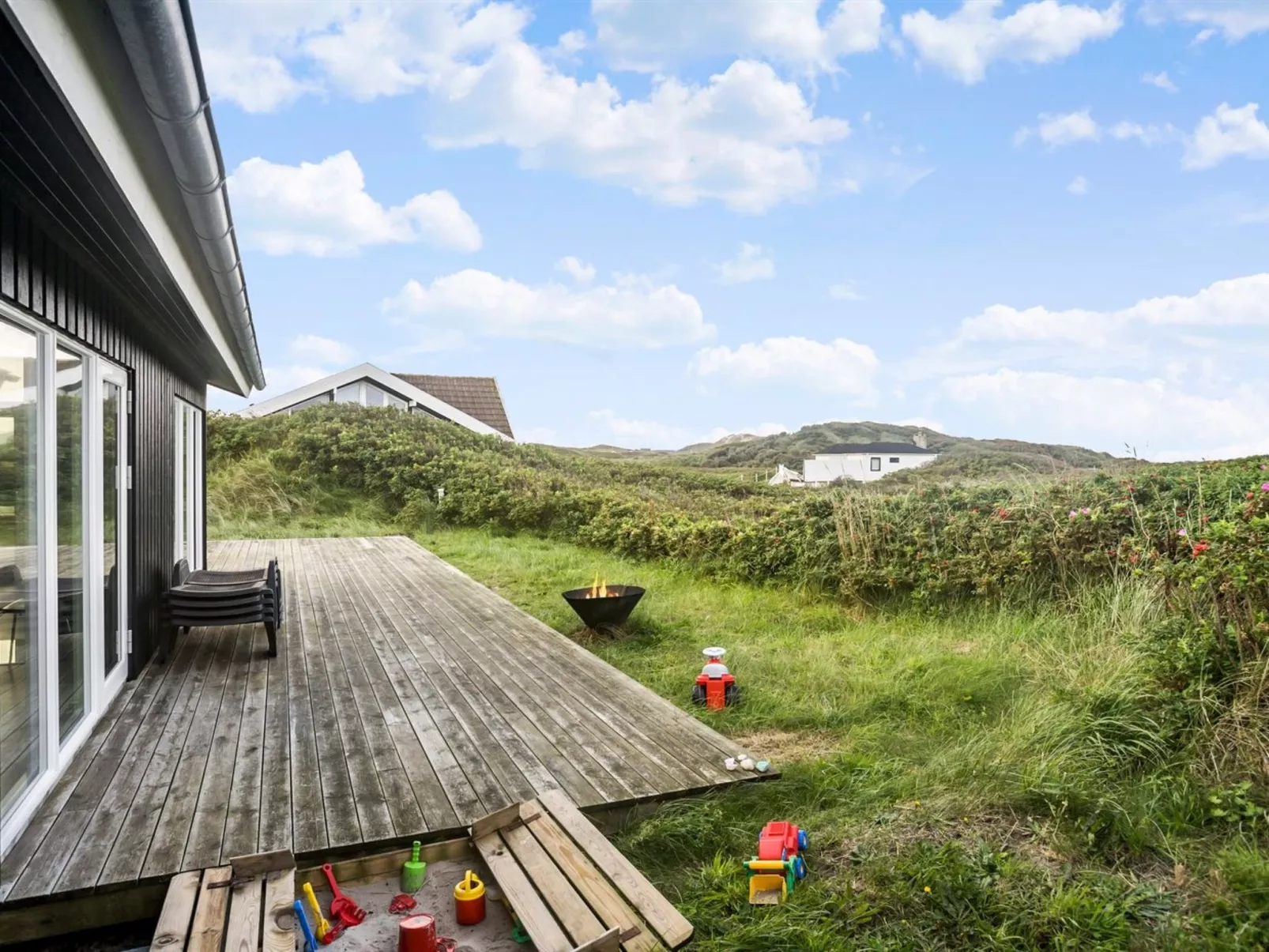 "Mirla" - 50m from the sea-Outside