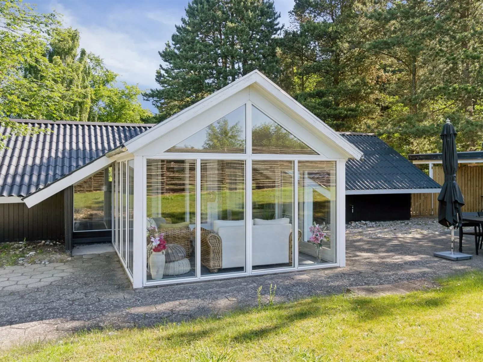 "Laurens" - 800m from the sea-Outside