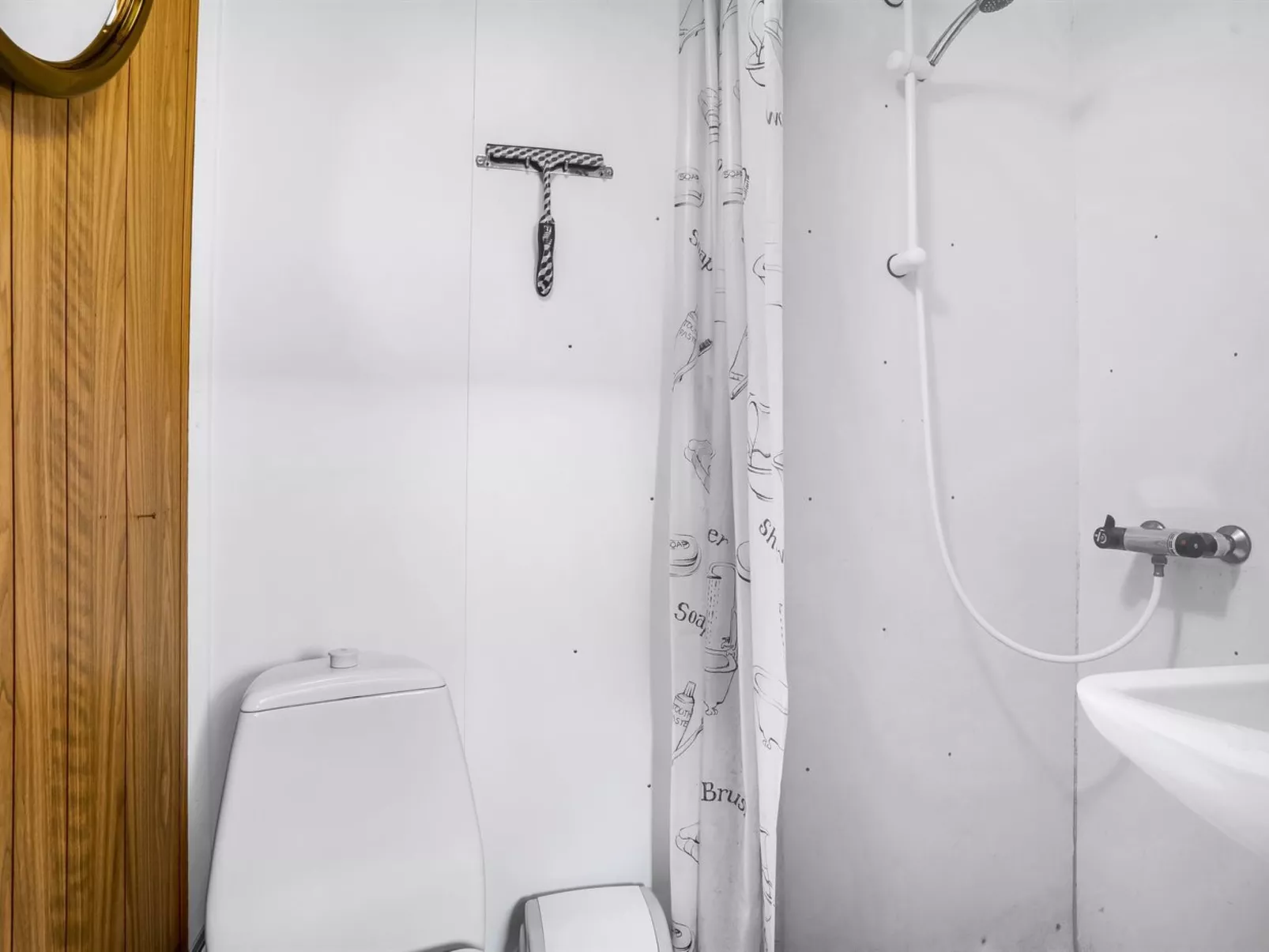 "Temjana" - 800m from the sea-Inside