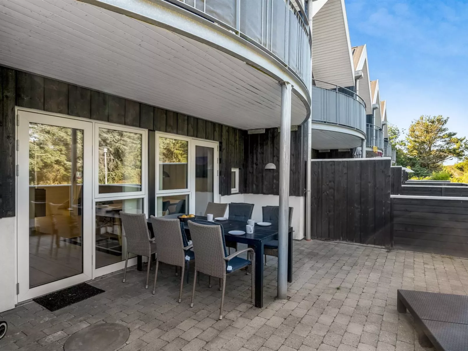 "Flugha" - 600m from the sea-Draußen