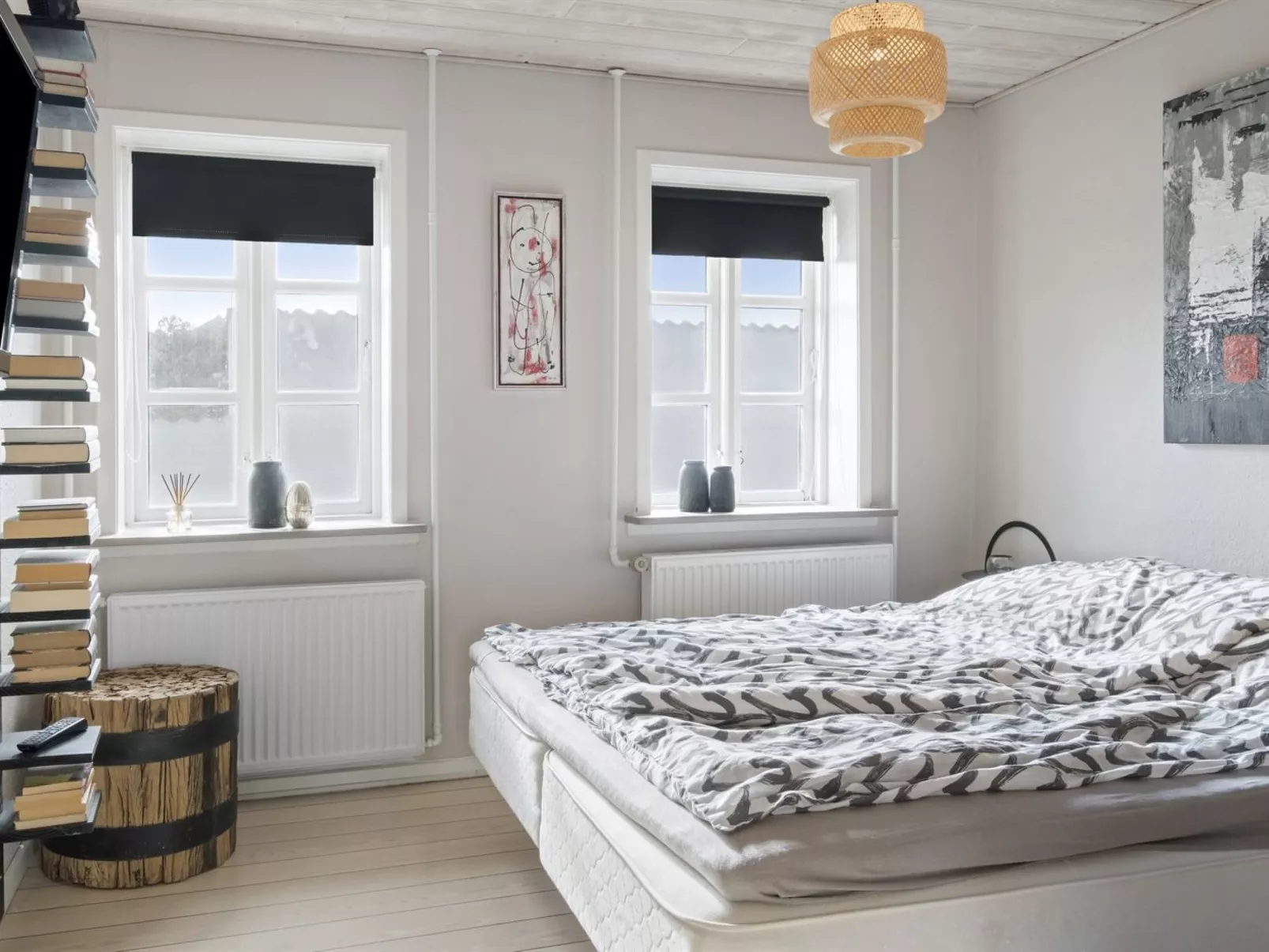 "Edin" - 100m from the sea-Drinnen