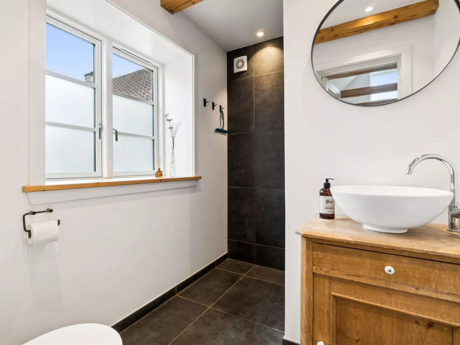 "Sjard" - 300m from the sea-Inside