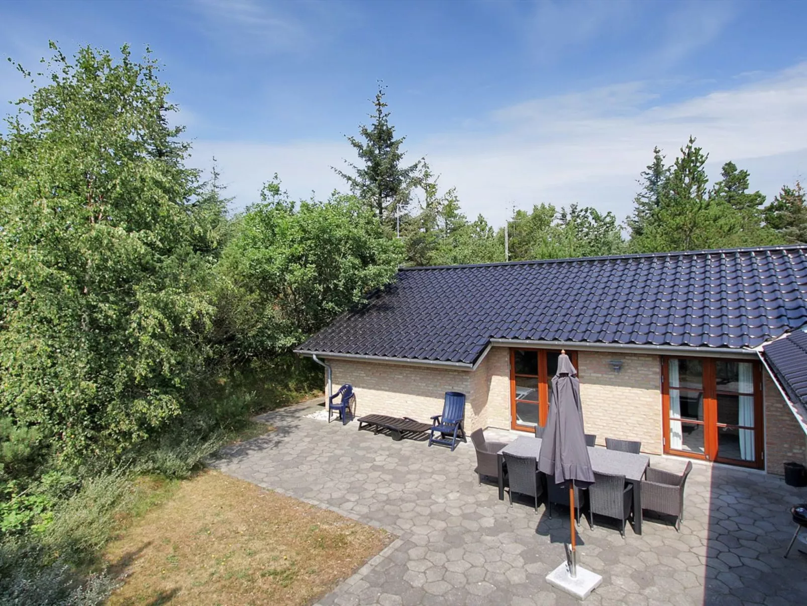 "Holmved" - 1.2km from the sea-Outside