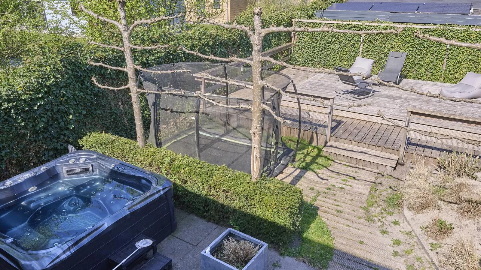 T Kaatsheuveltje 4-Terrace balcony