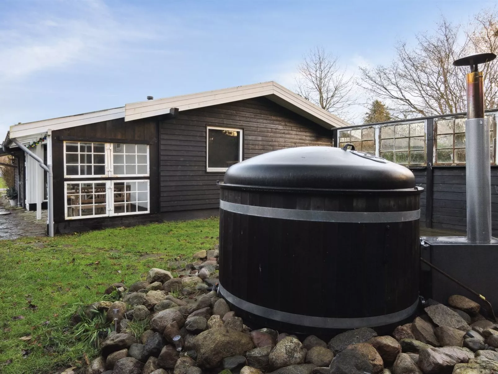 "Hendrina" - 500m from the sea-Inside