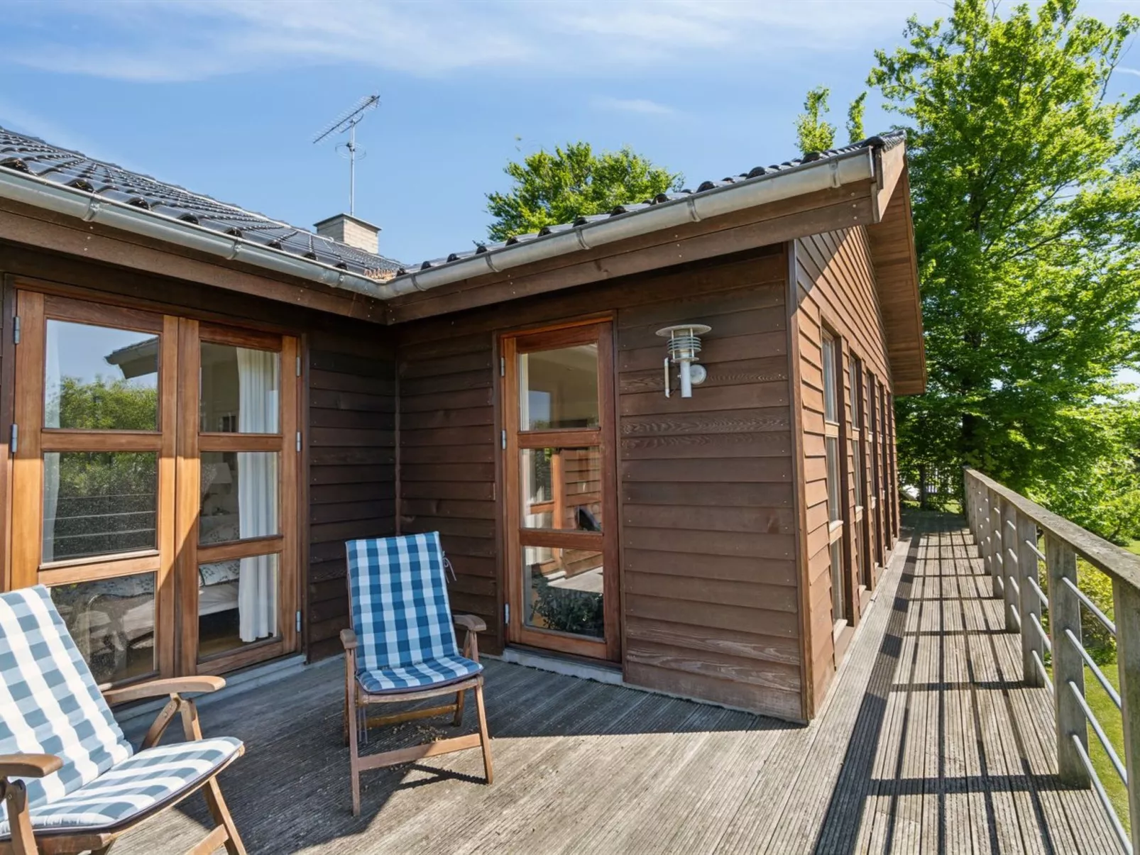 "Nantje" - 560m to the fjord-Outside