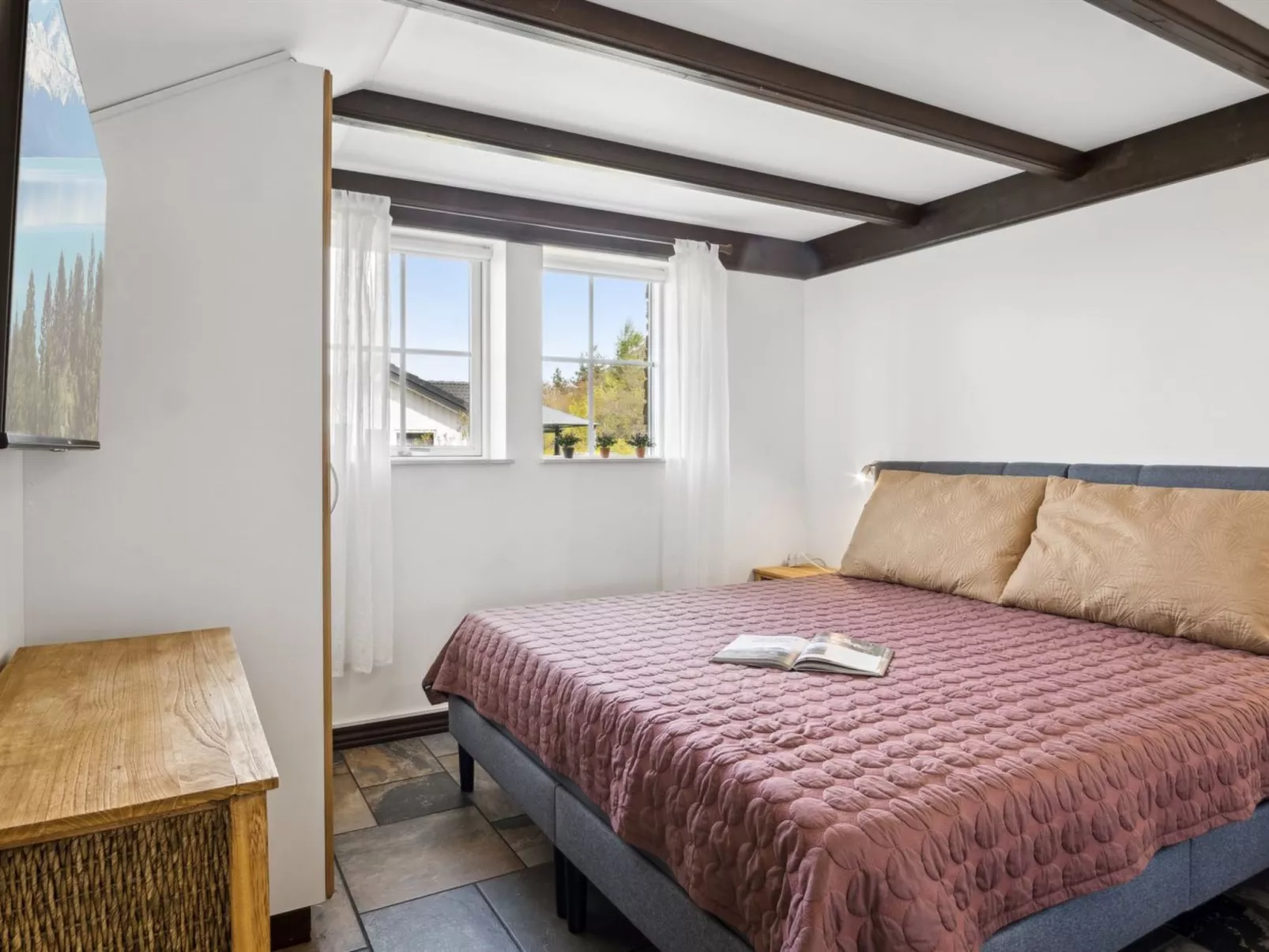 "Sippora" - 29km from the sea-Inside