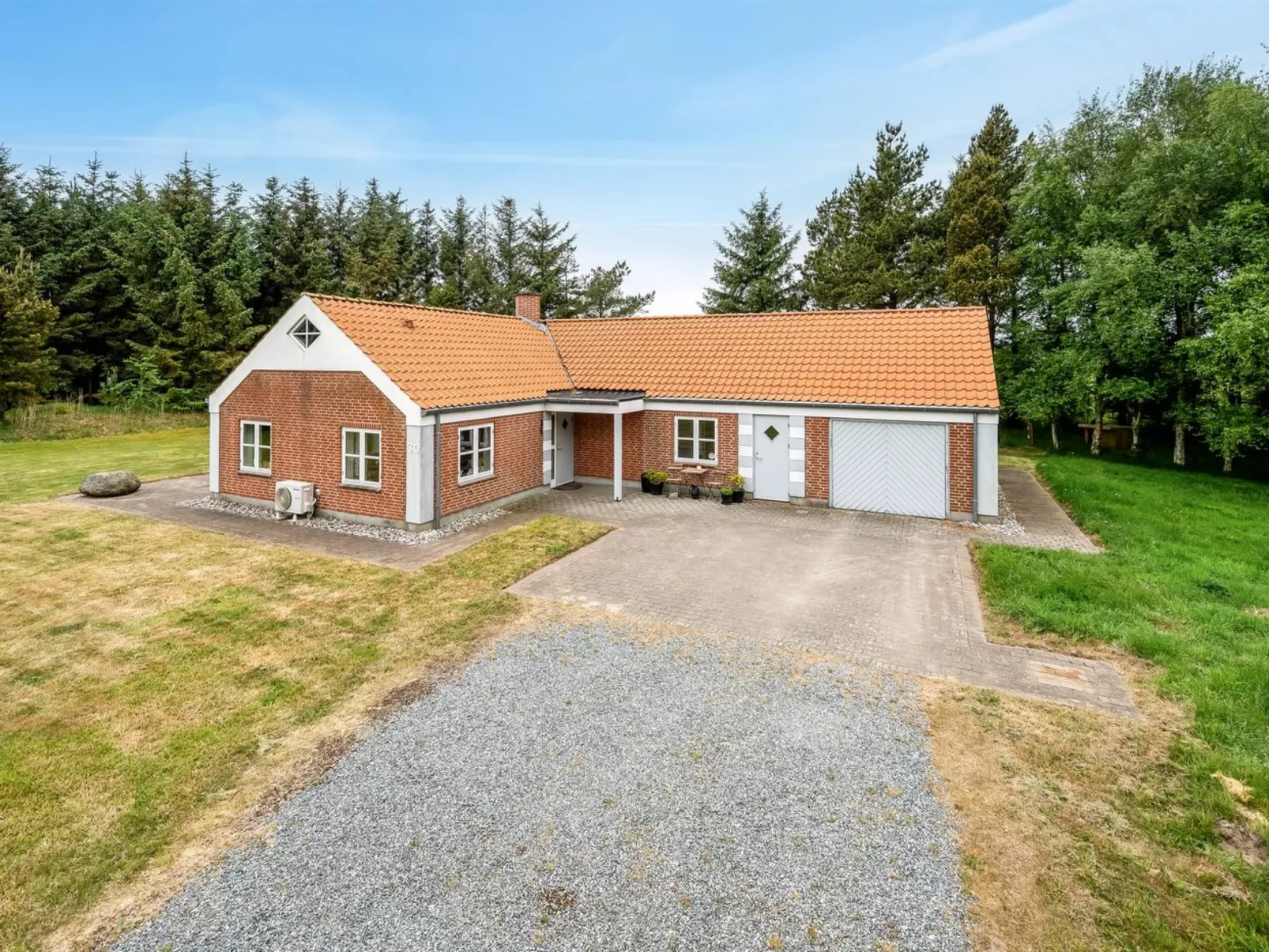 "Marlise" - 2.5km from the sea-Draußen