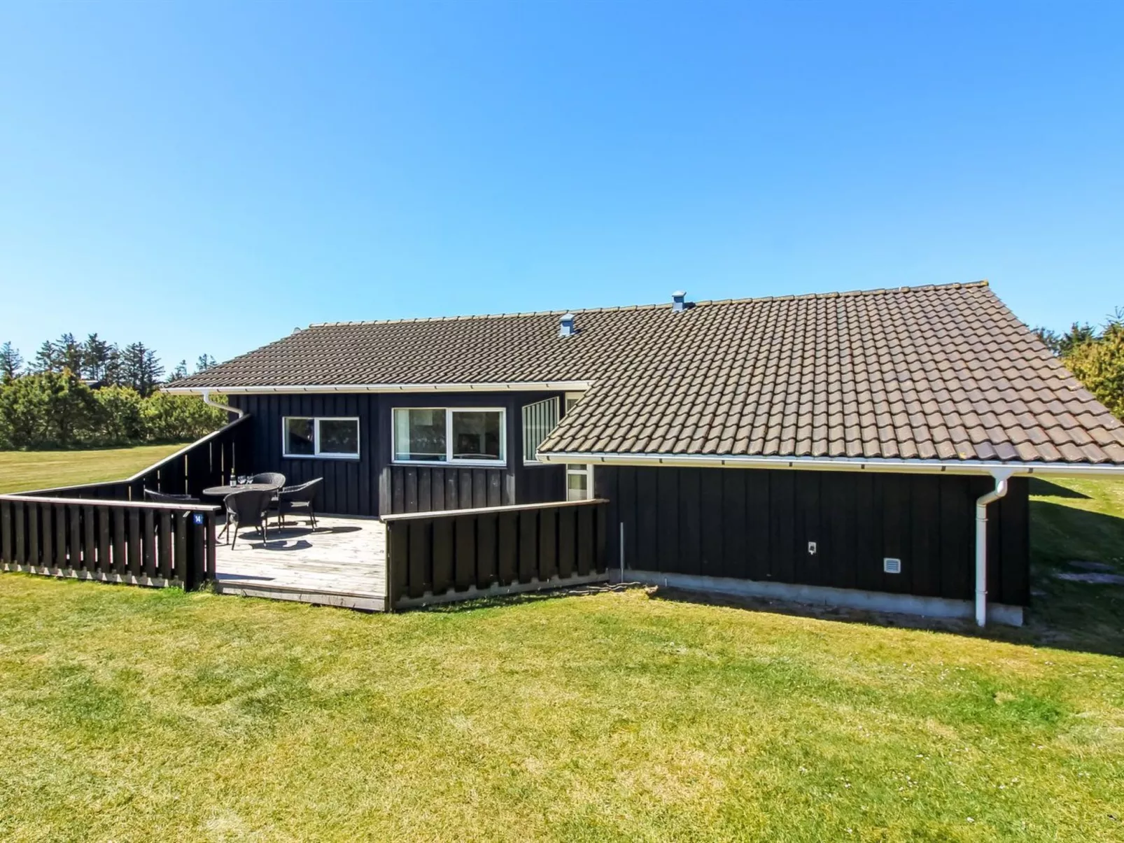 "Juris" - 950m from the sea-Outside