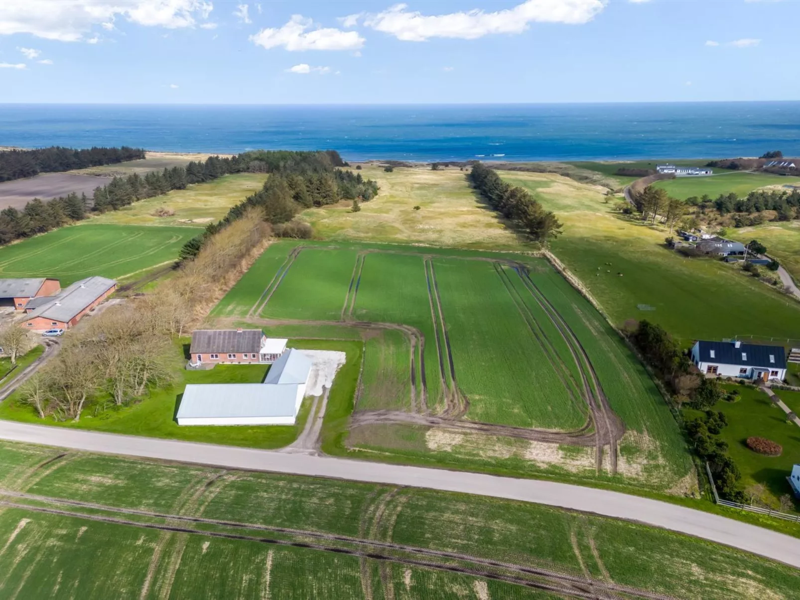 "Kerrin" - 1km from the sea-Outside