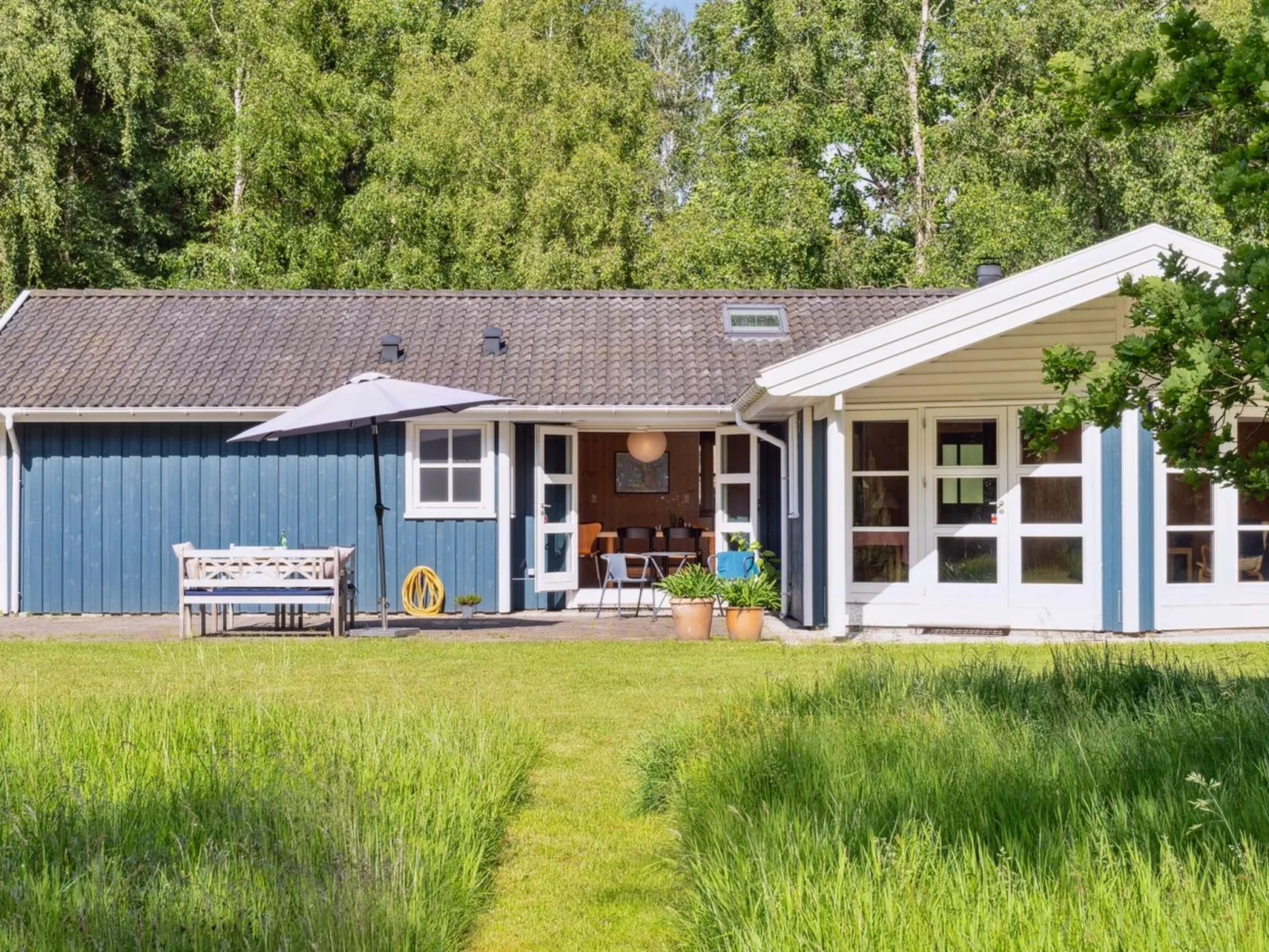 "Launo" - 1.1km to the fjord-Draußen