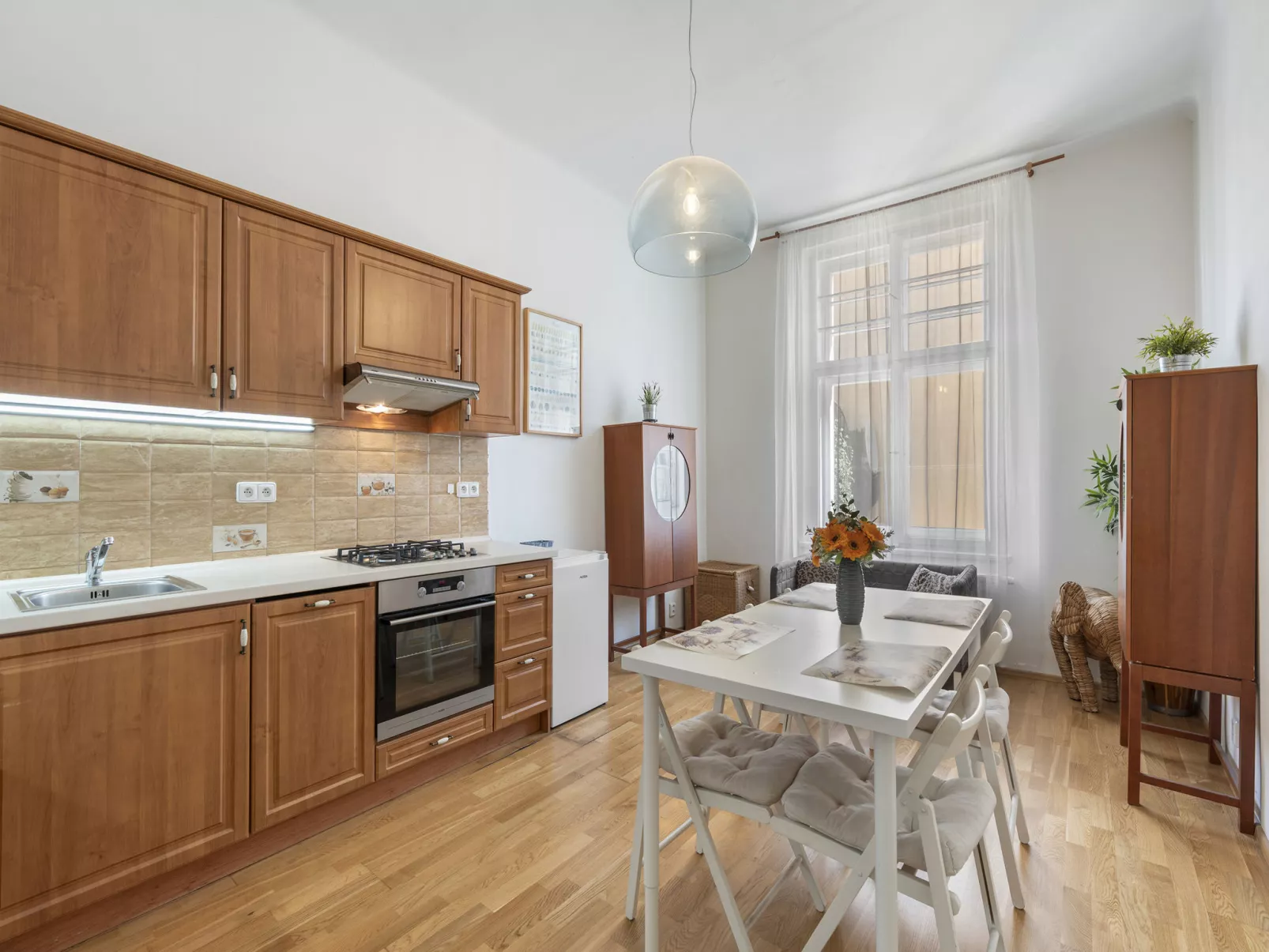 Old Town home-Drinnen