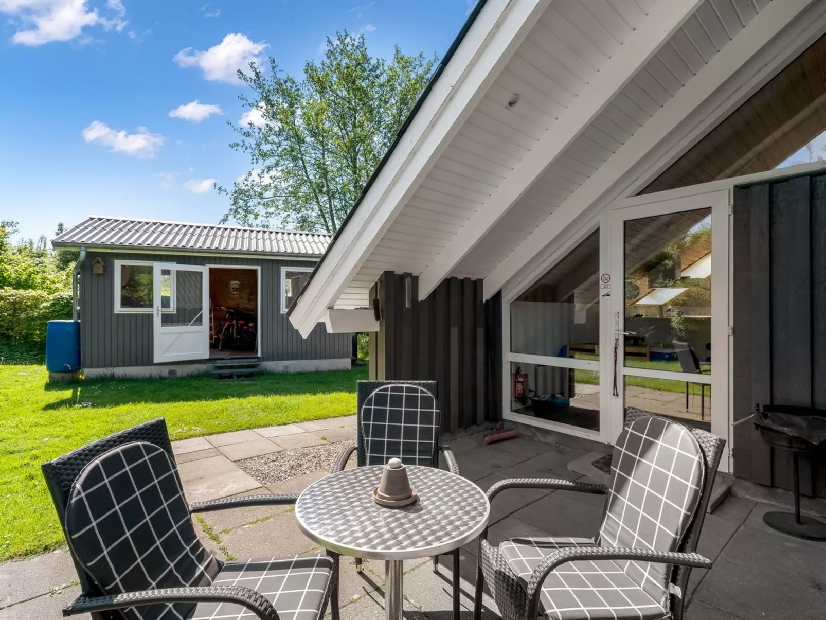 "Tytti" - 300m from the sea-Outside