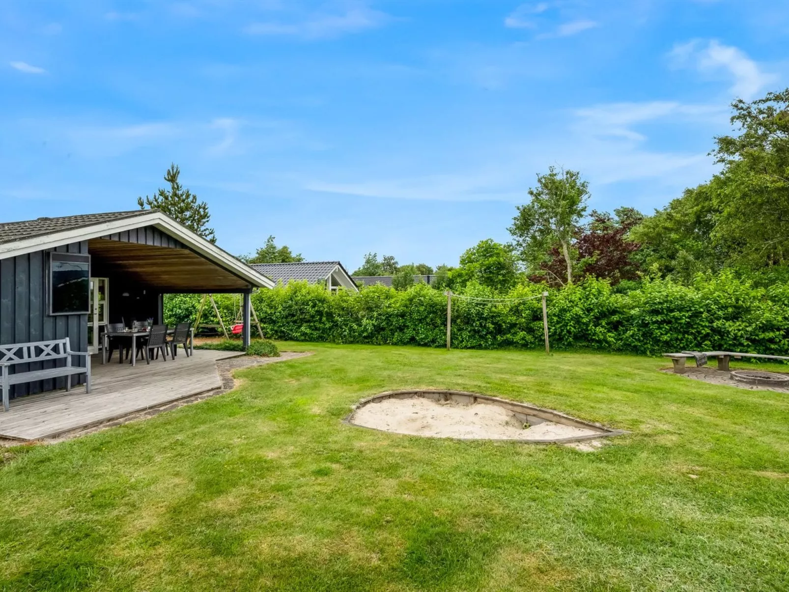 "Åsa" - 500m to the fjord-Draußen