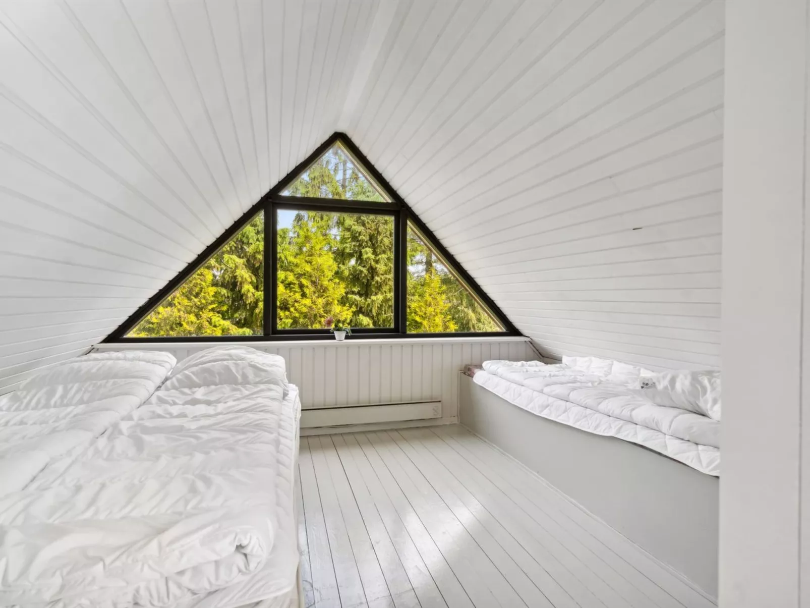 "Gunhilde" - 6km from the sea-Dedans