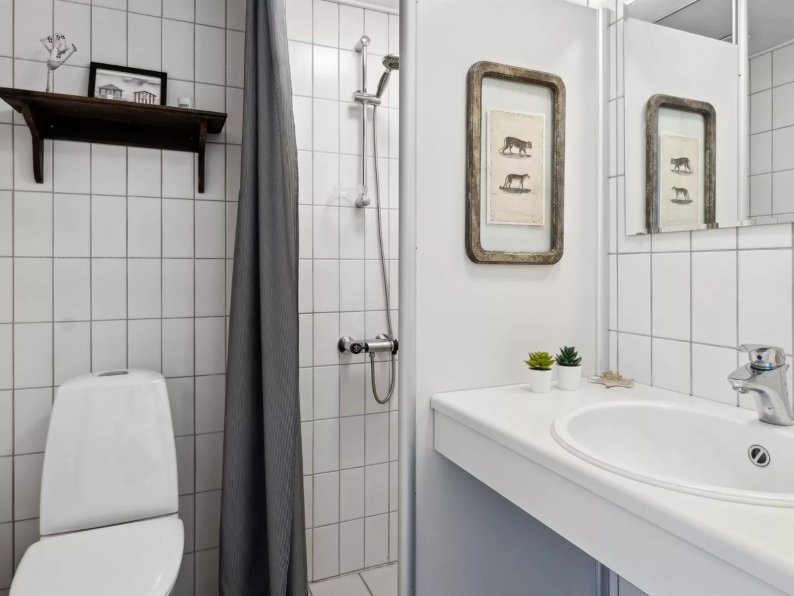 "Reimer" - 10m from the sea-Inside