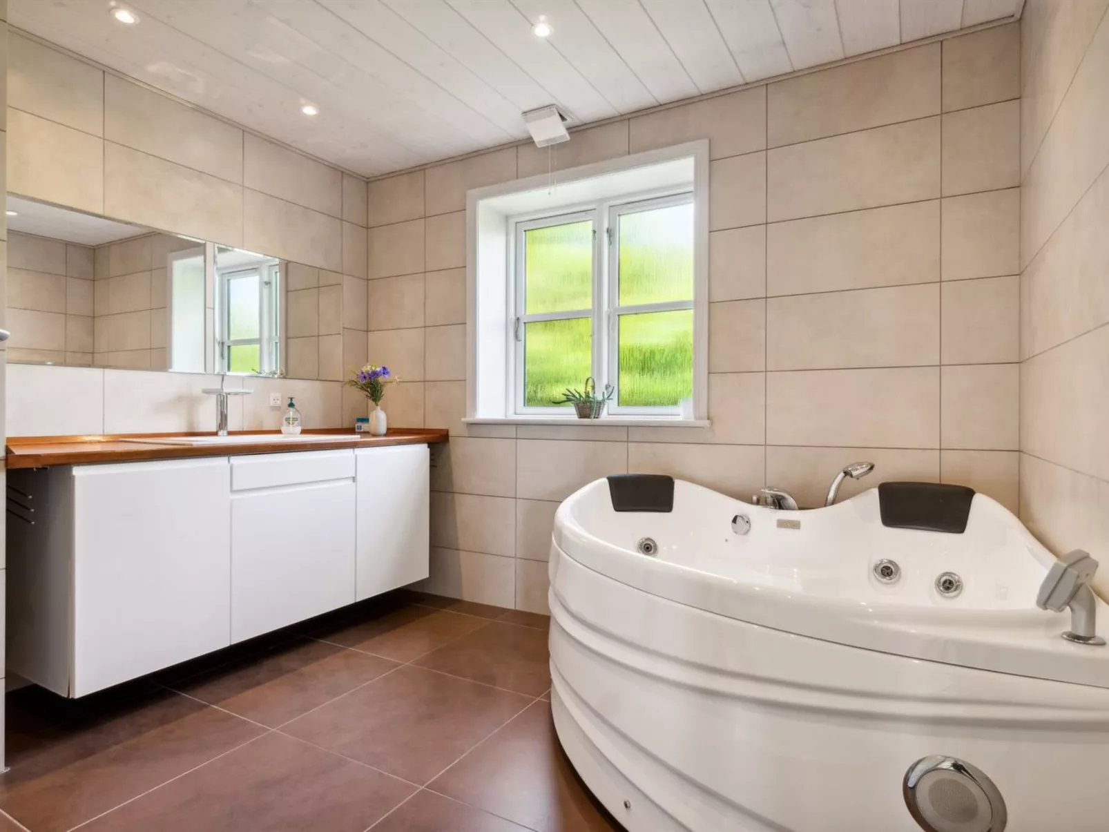 "Lisbeth" - 130m from the sea-Drinnen