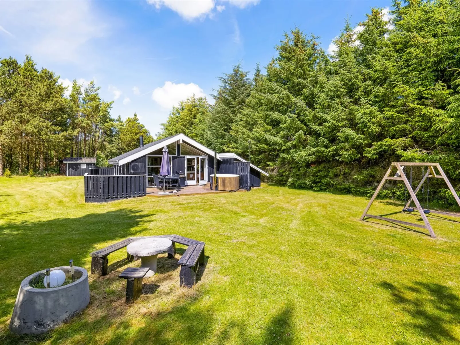 "Amundi" - 500m from the sea-Outside