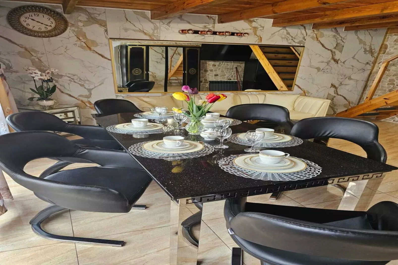 Domek nr 11-Esszimmer