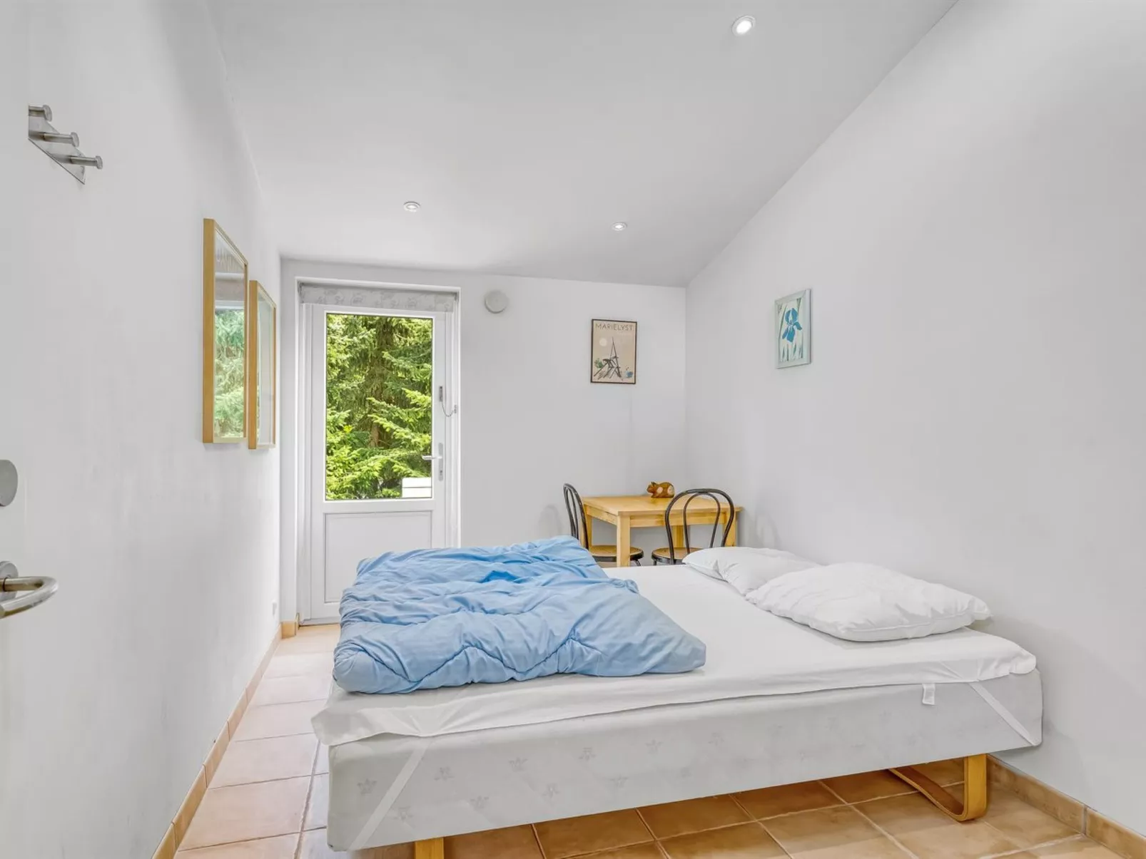 "Henkil" - 175m from the sea-Dedans