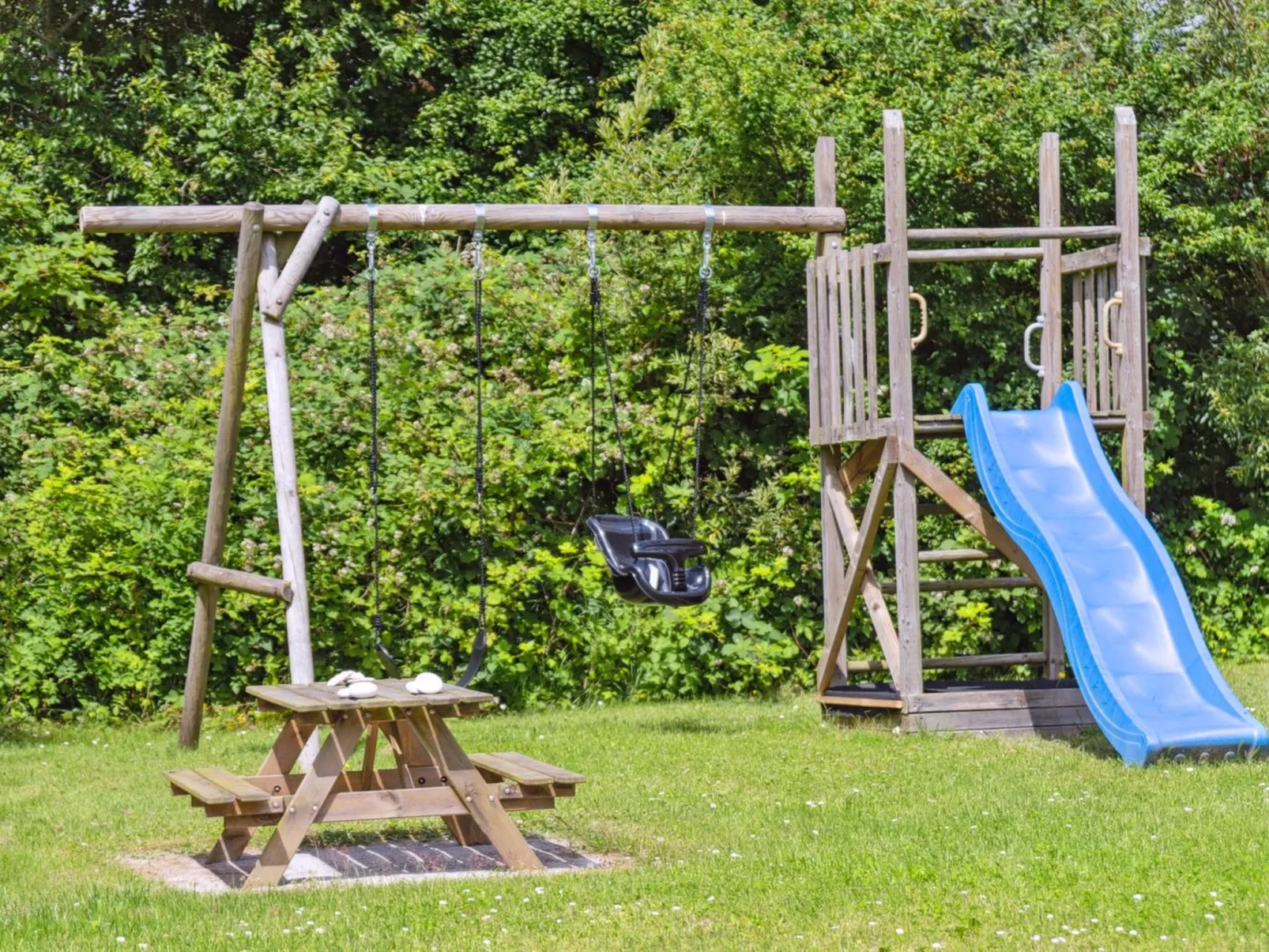 "Svenn" - 300m from the sea-Draußen