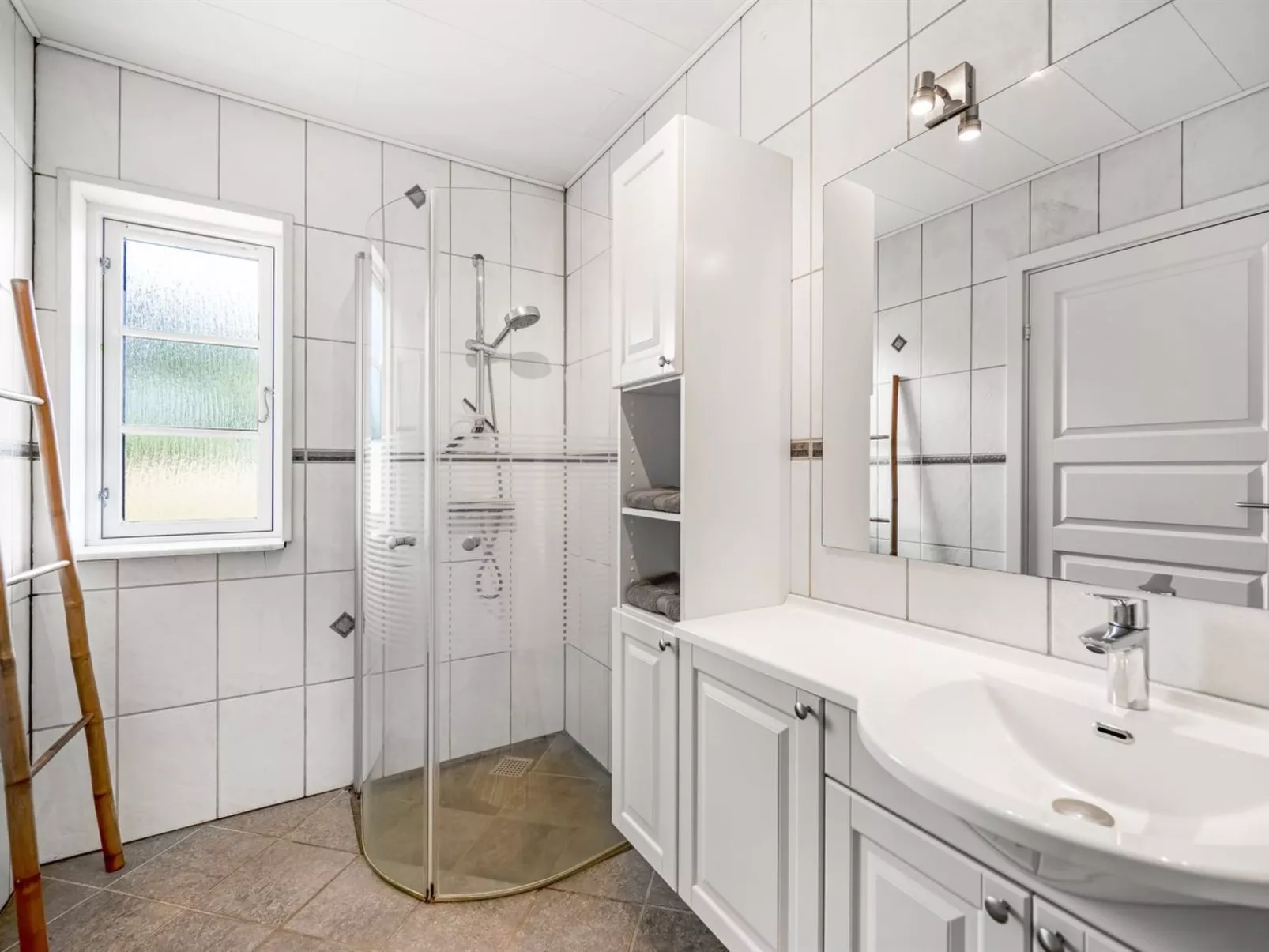 "Evamaria" - 10m from the sea-Inside