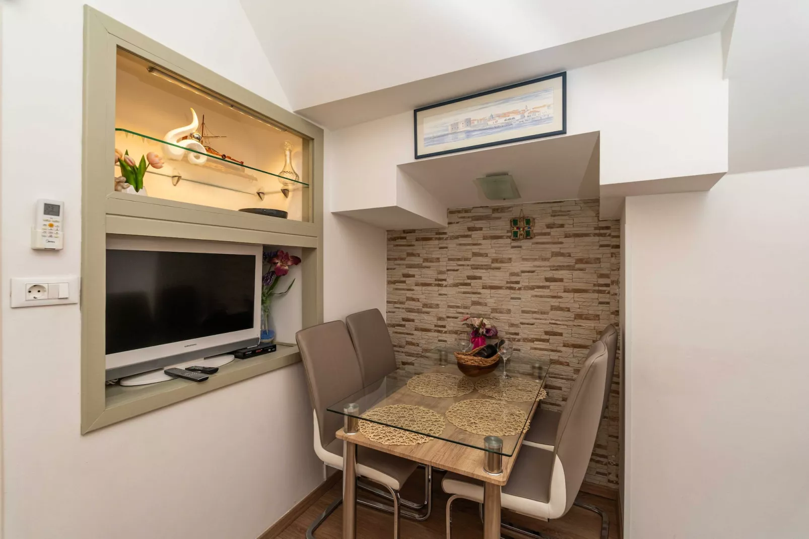 Apartment Neve - Two Bedroom Apartment-Salon