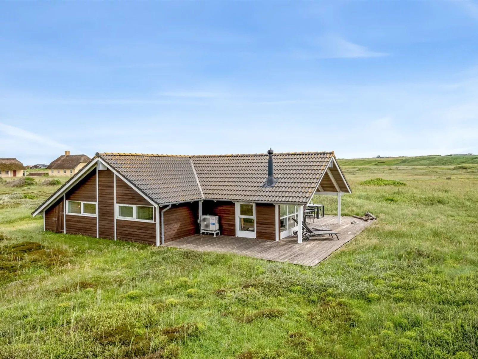 "Märta" - 250m from the sea-Outside