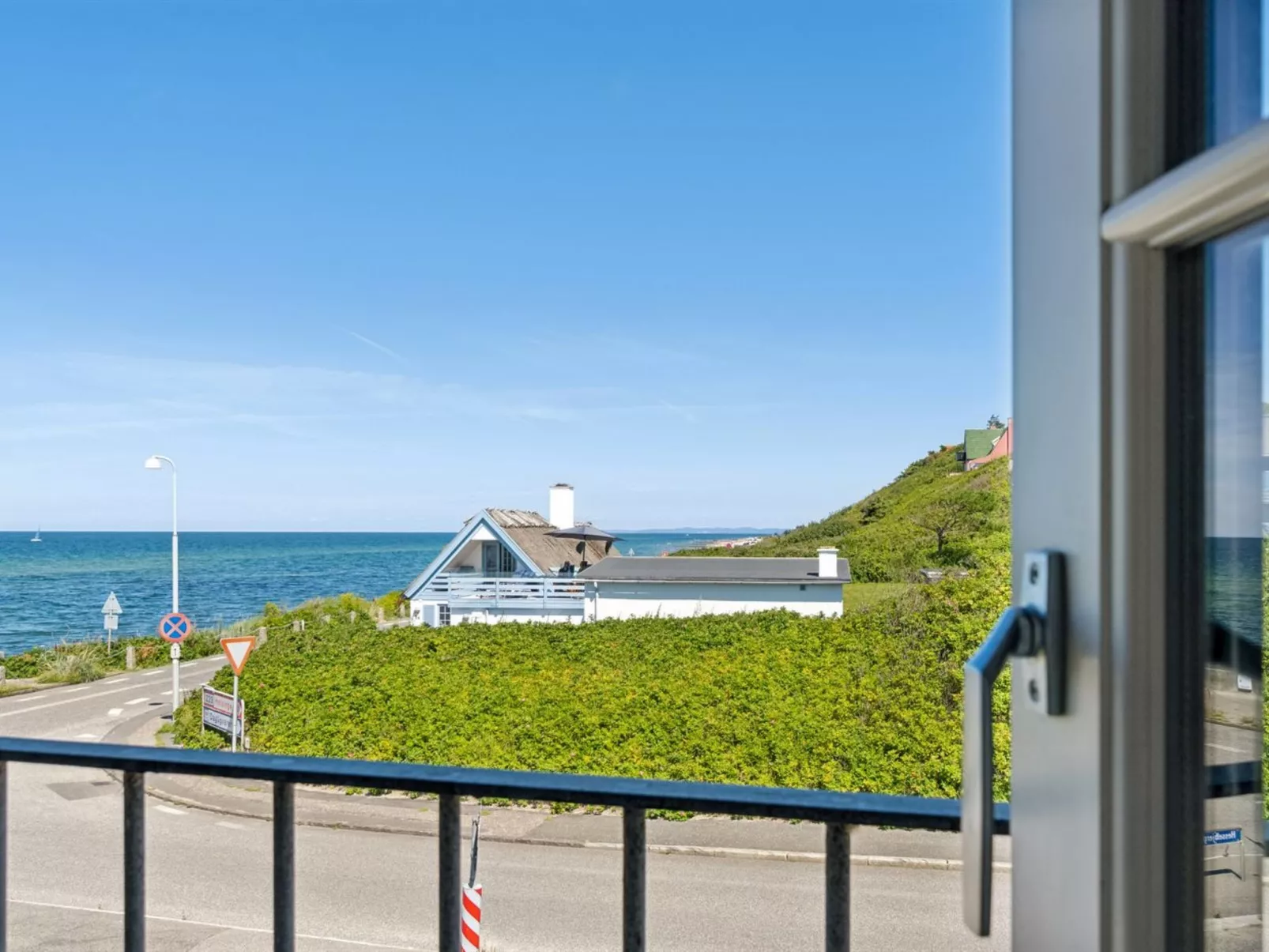 "Susan" - 20m from the sea-Draußen