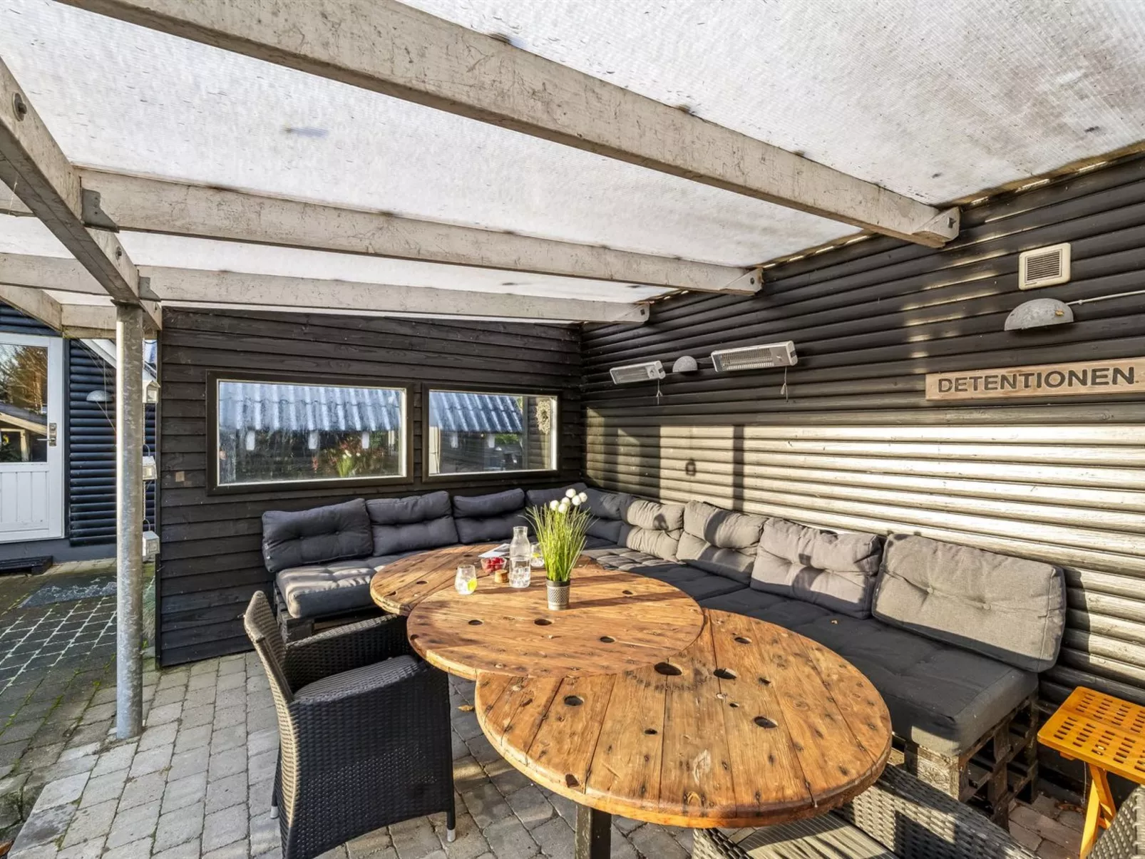 "Sampo" - 150m to the fjord-Draußen