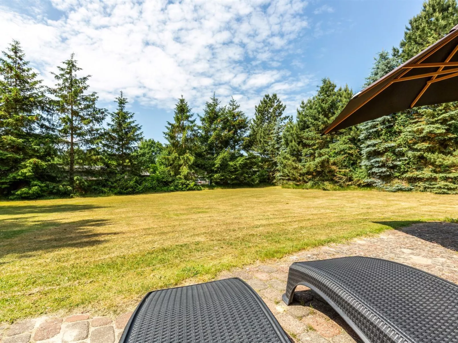 "Ayna" - 50m from the sea-Draußen