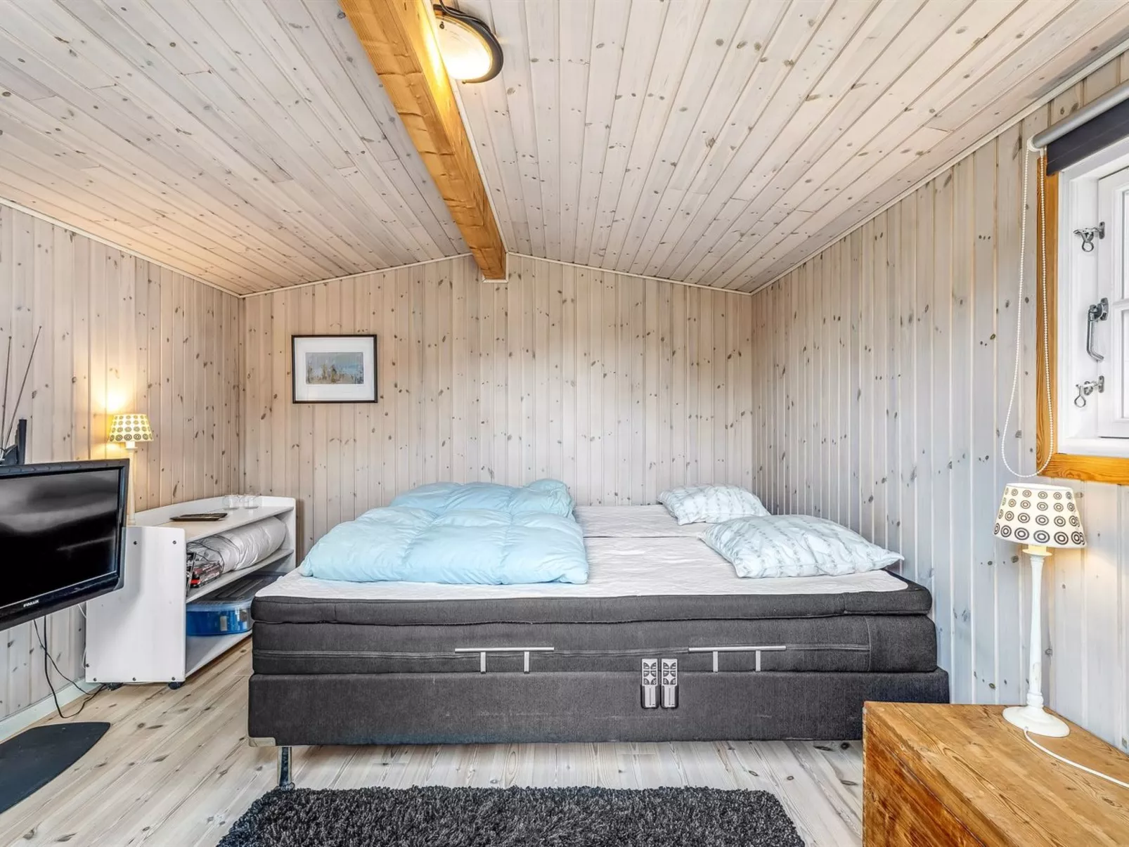 "Tenho" - 150m from the sea-Inside