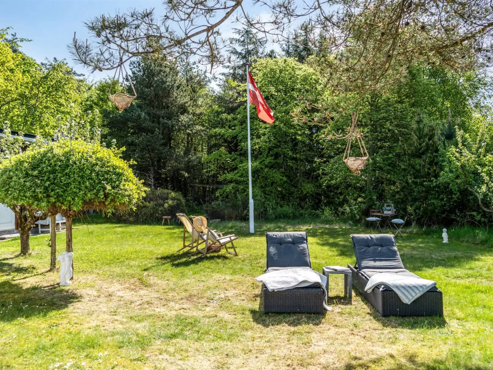 "Gunnild" -  from the sea-Draußen