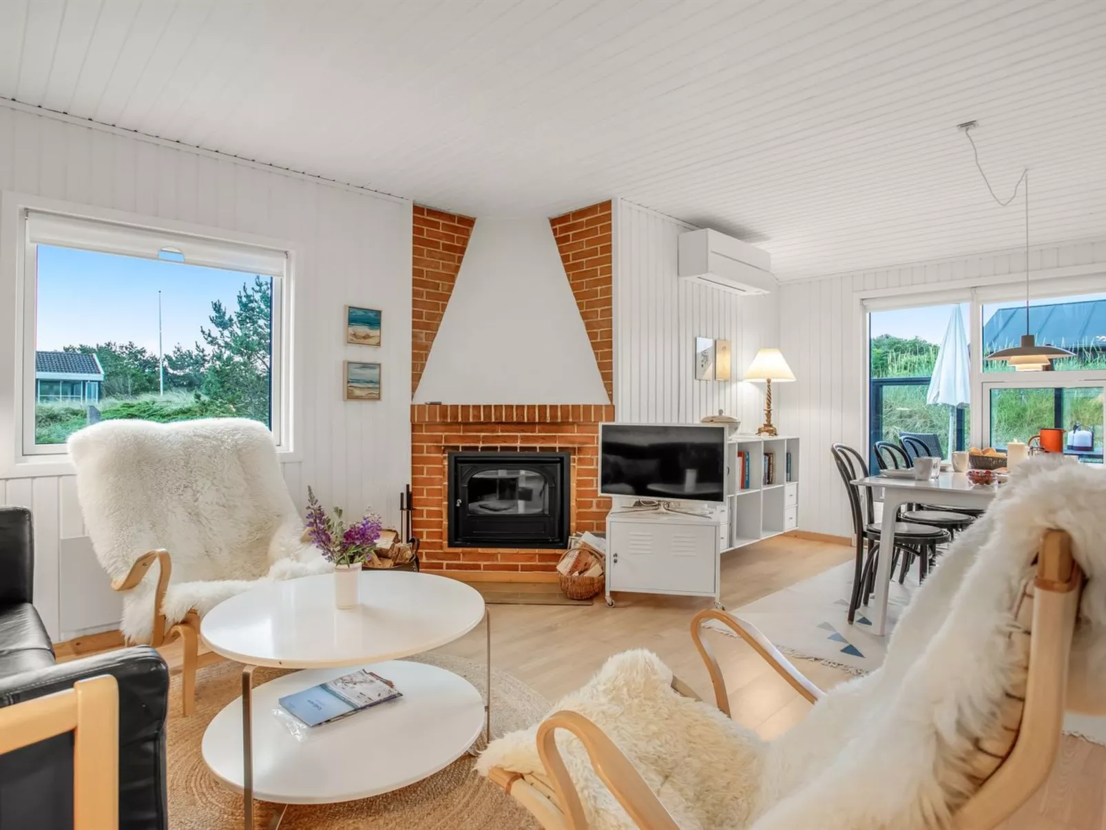 "Cate" - 900m from the sea-Inside