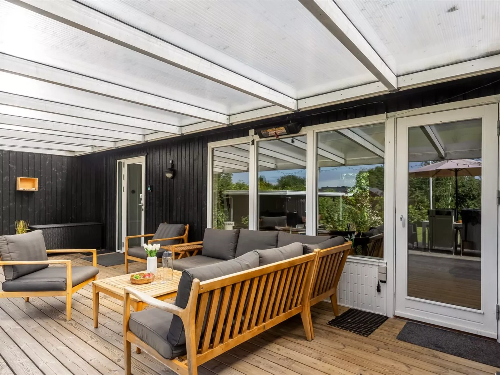 "Runhild" - 450m from the sea-Outside