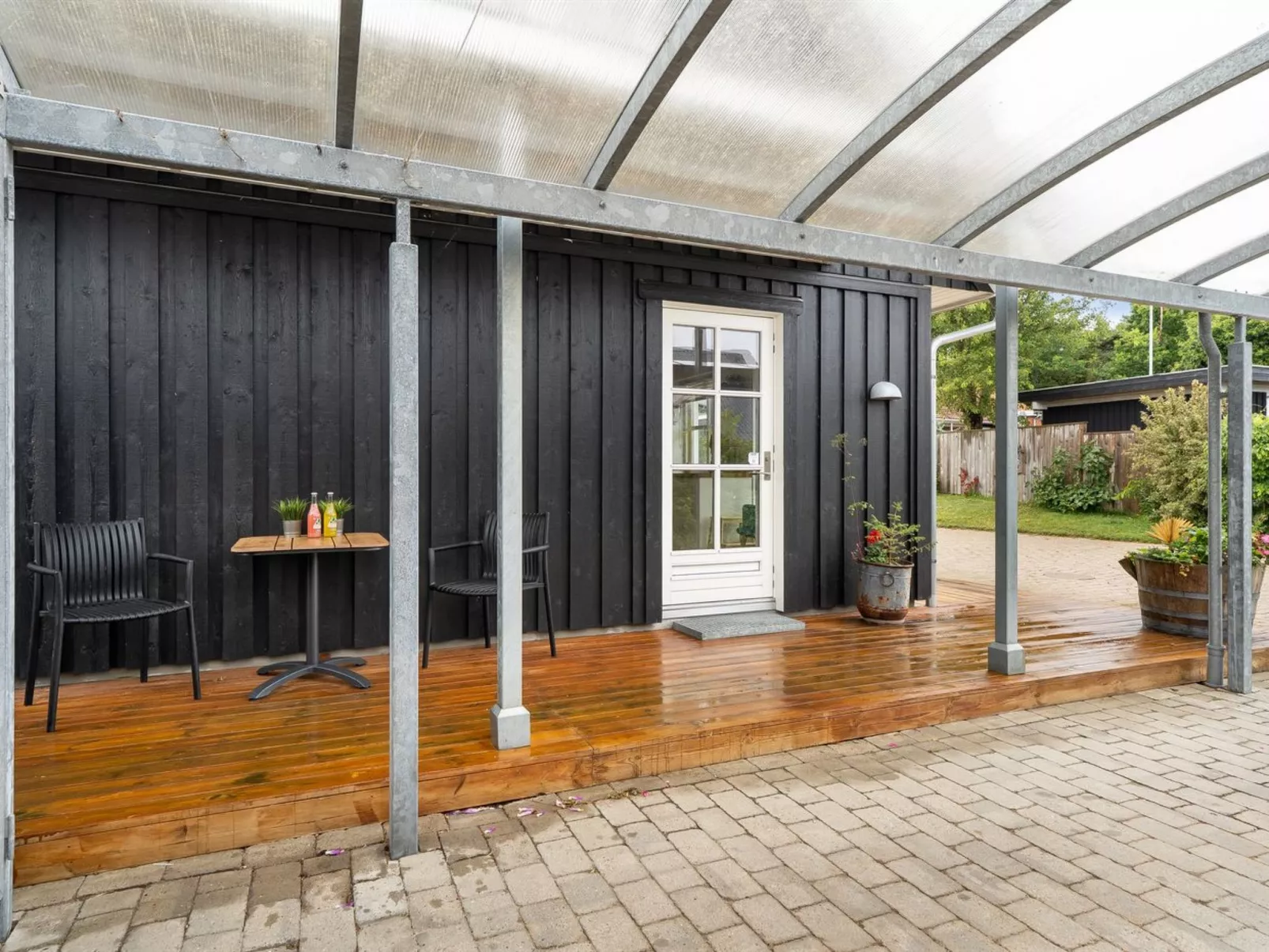 "Brune" - 330m from the sea-Outside