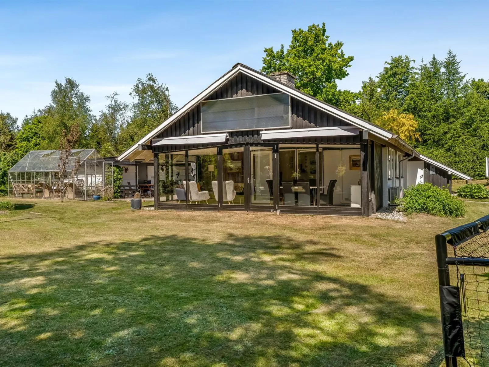 "Sven" - 250m to the fjord-Outside