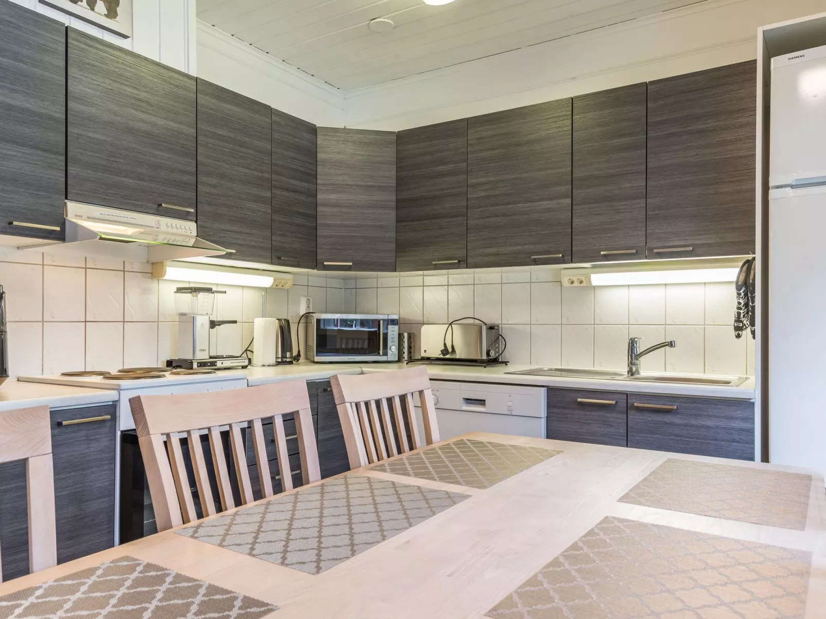 Levin kultakoto-Inside