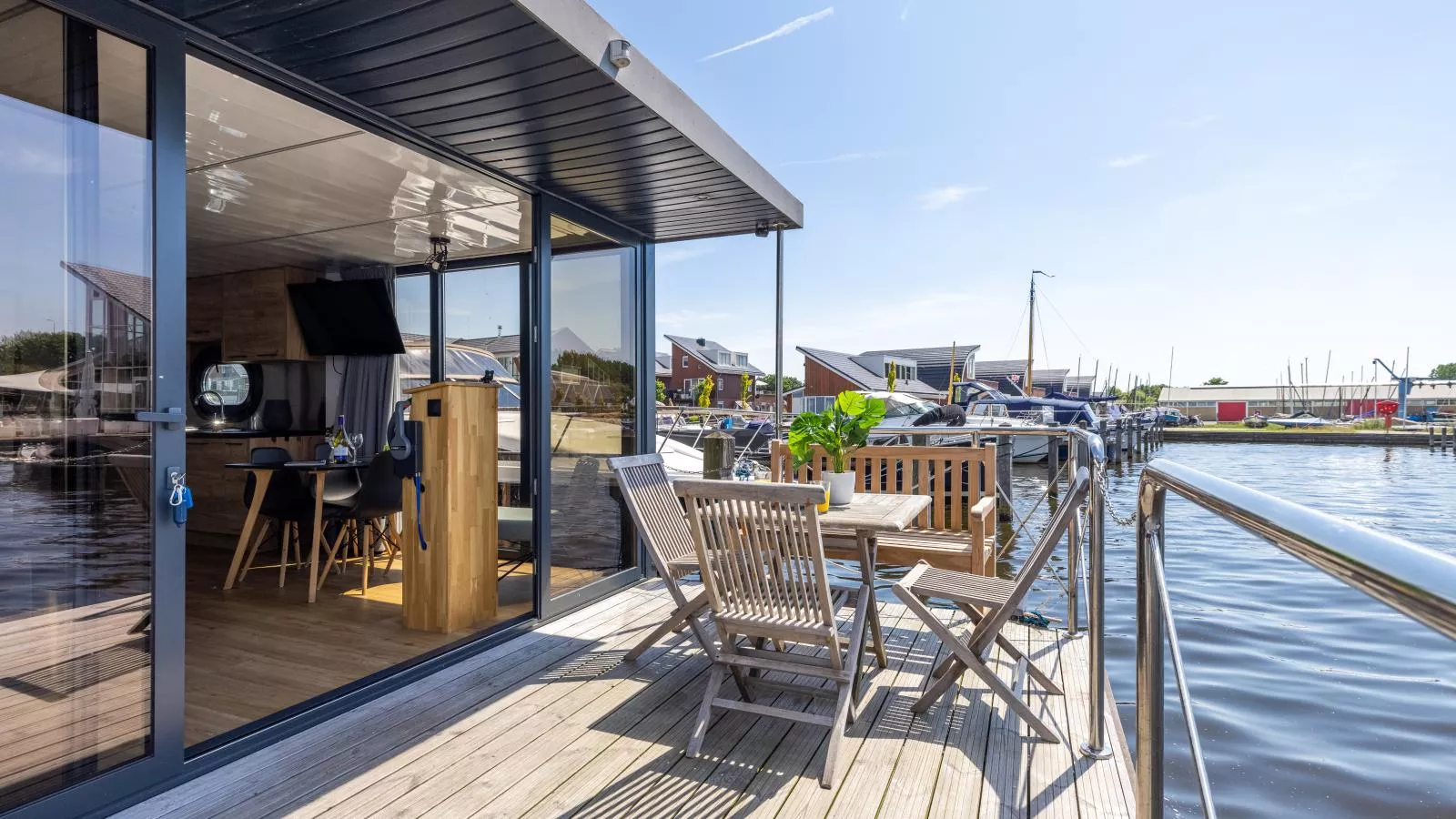 Tiny Houseboat De Woudaap - I-Outdoor
