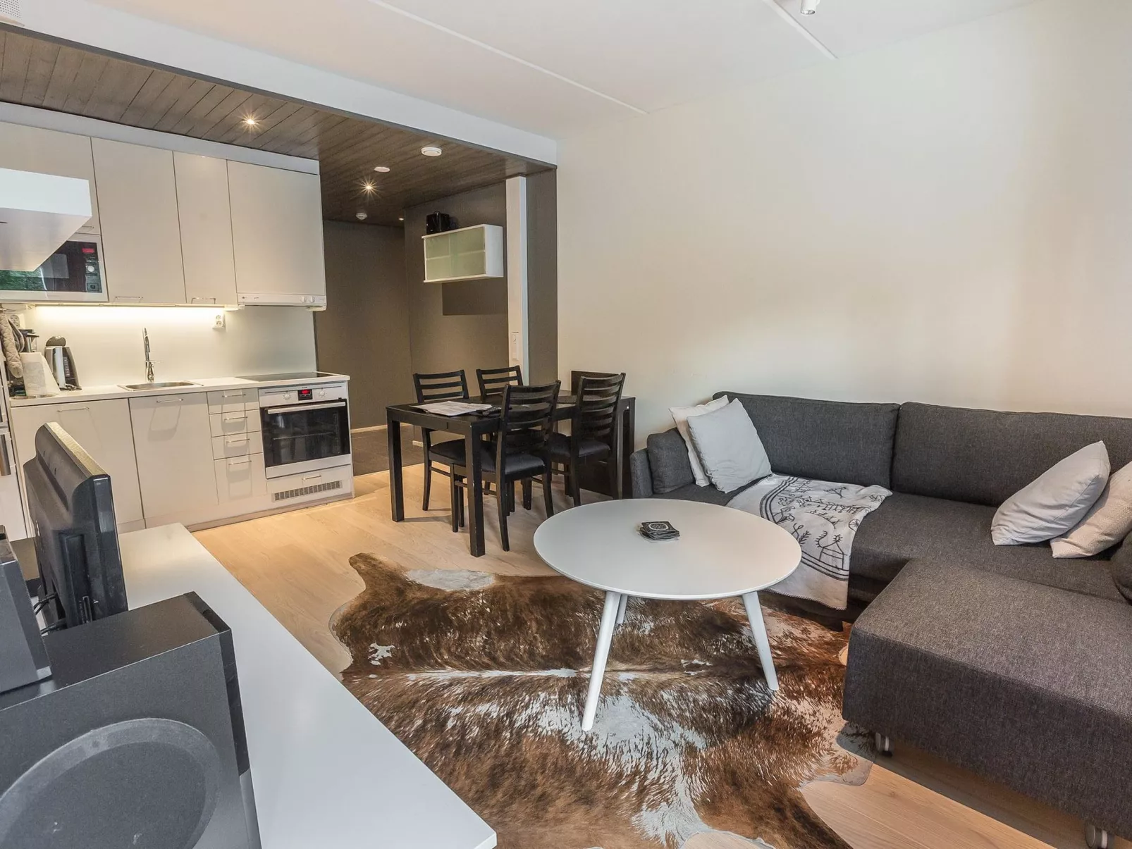 Levin stara c12-Drinnen